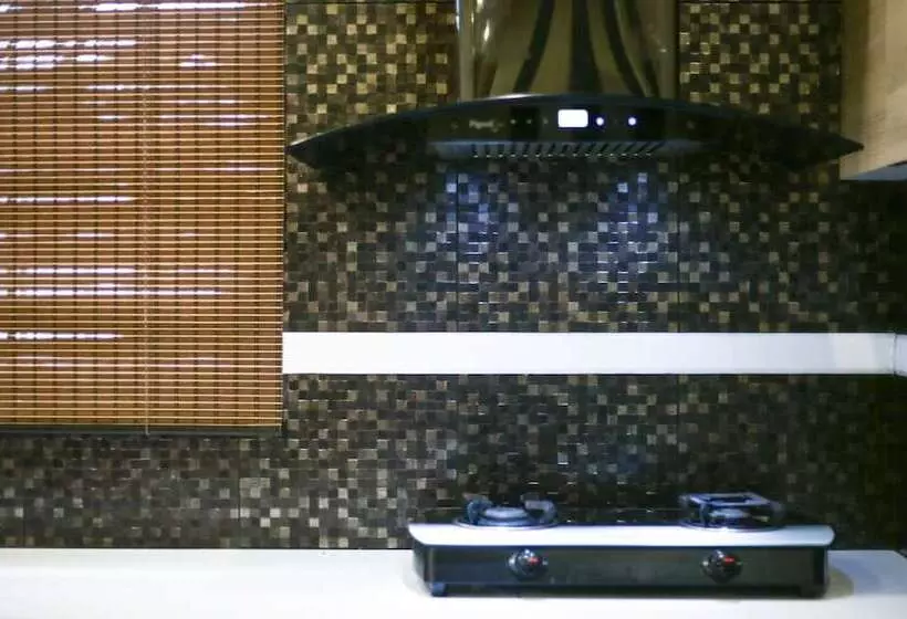 ホテル Treebo Trip Cmks Habitat Center