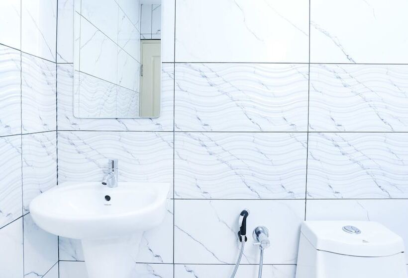 בית מלון כפרי Treebo Trip Cmks Habitat Center