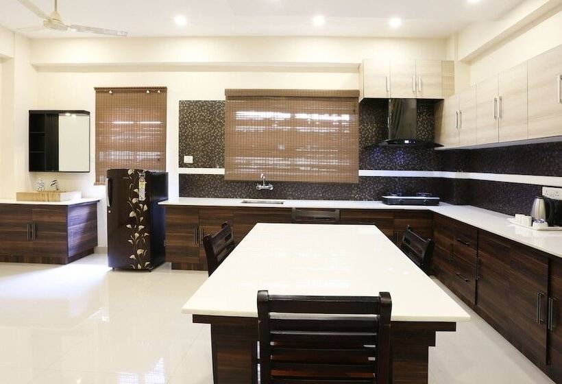 בית מלון כפרי Treebo Trip Cmks Habitat Center