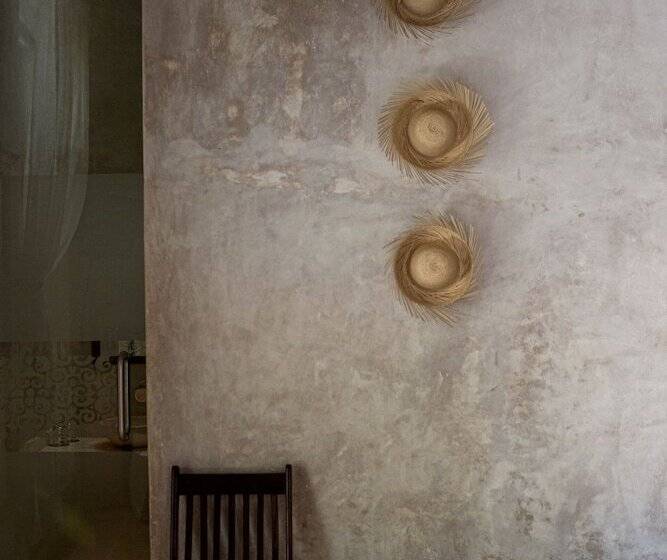 Ya Ax Hotel Boutique