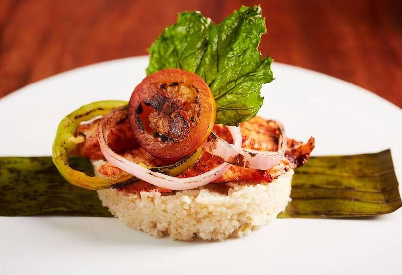 Ya Ax Hotel Boutique