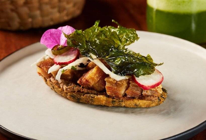 Ya Ax Hotel Boutique