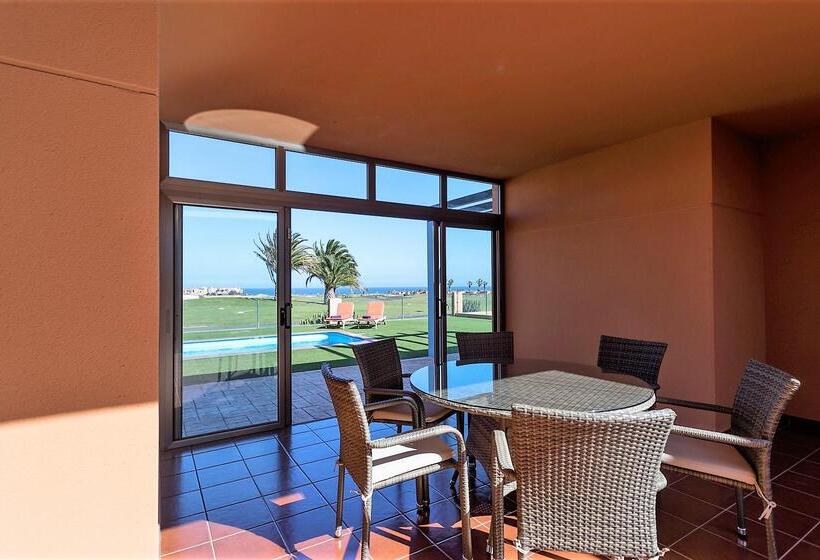 Villas Caleta Beach And Golf