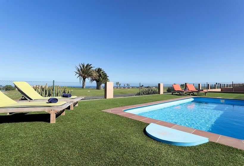 Villas Caleta Beach And Golf