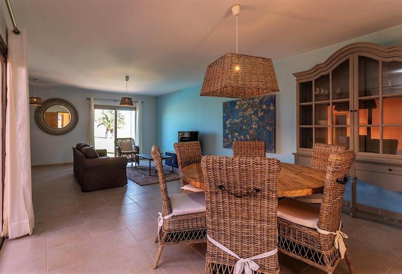 Villas Caleta Beach And Golf