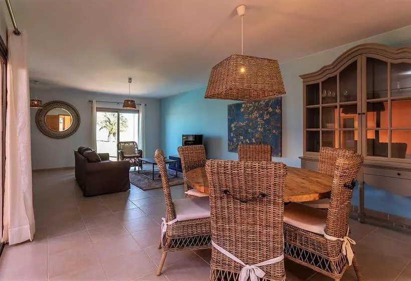 Villas Caleta Beach And Golf