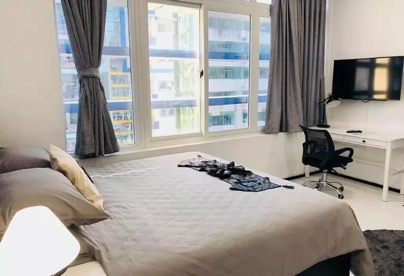 Retkeilymaja Yama Hotel & Rooftop Bar