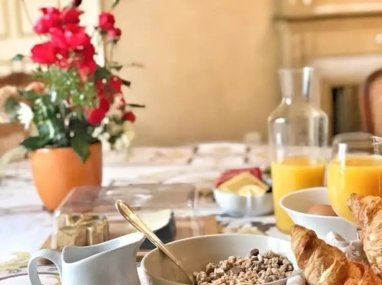 Aamiaismajoitus (B&B) Chateau Sénailhac