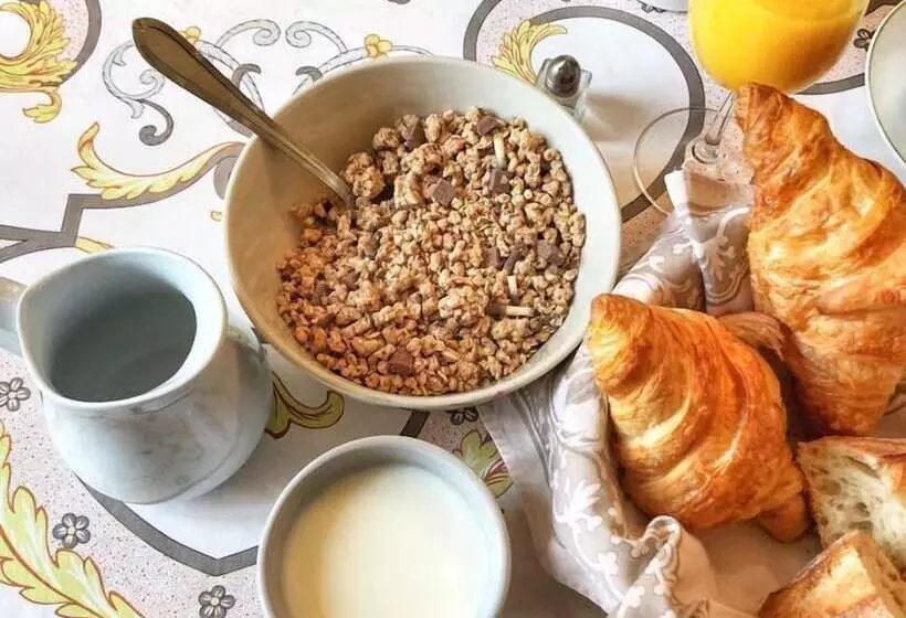 Aamiaismajoitus (B&B) Chateau Sénailhac