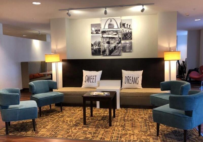 ホテル Comfort Inn St Louis Airport