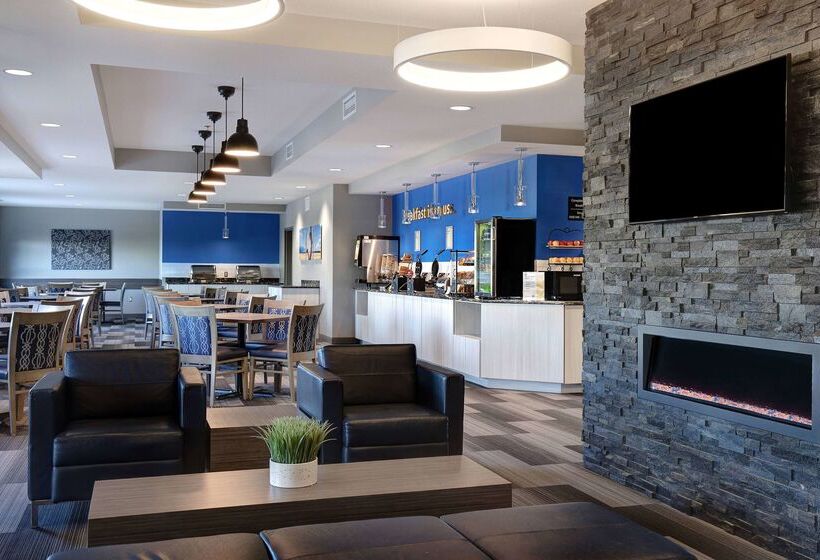 酒店 Days Inn & Suites By Wyndham Warman