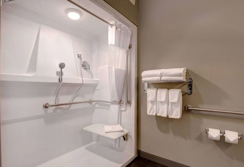 酒店 Days Inn & Suites By Wyndham Warman