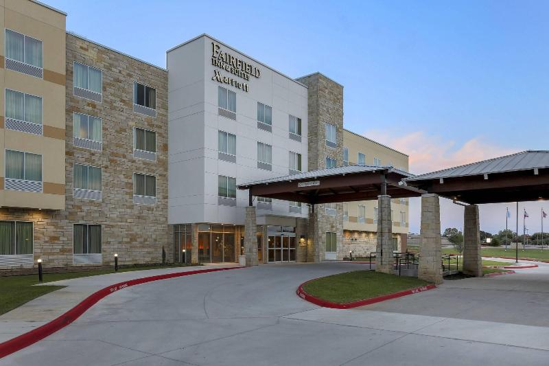 Otel Fairfield Inn & Suites By Marriott Decatur At Decatur Conference Center