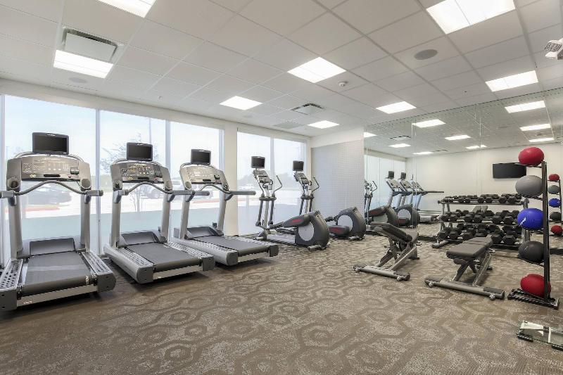 Otel Fairfield Inn & Suites By Marriott Decatur At Decatur Conference Center