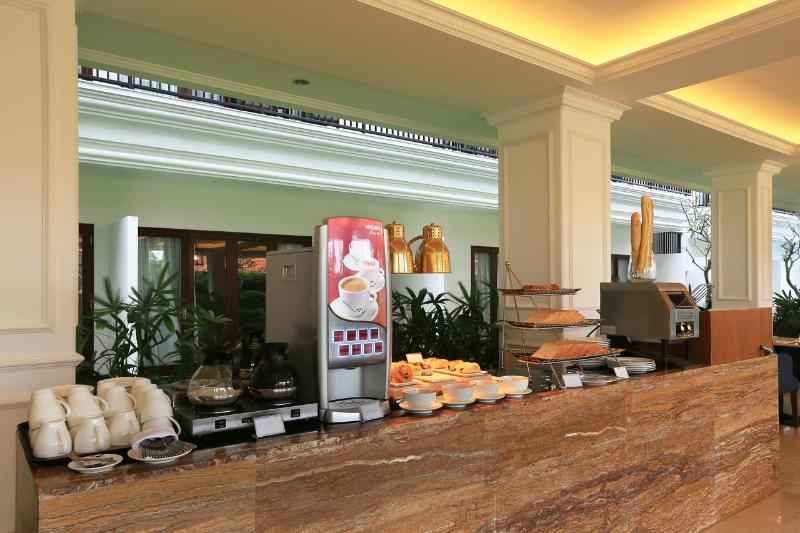 Grand Palace Hotel Sanur   Bali