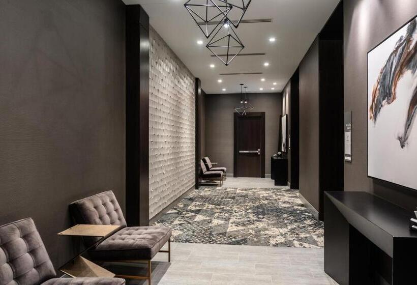 هتل Holiday Inn Boston Logan Airport Chelsea, An Ihg