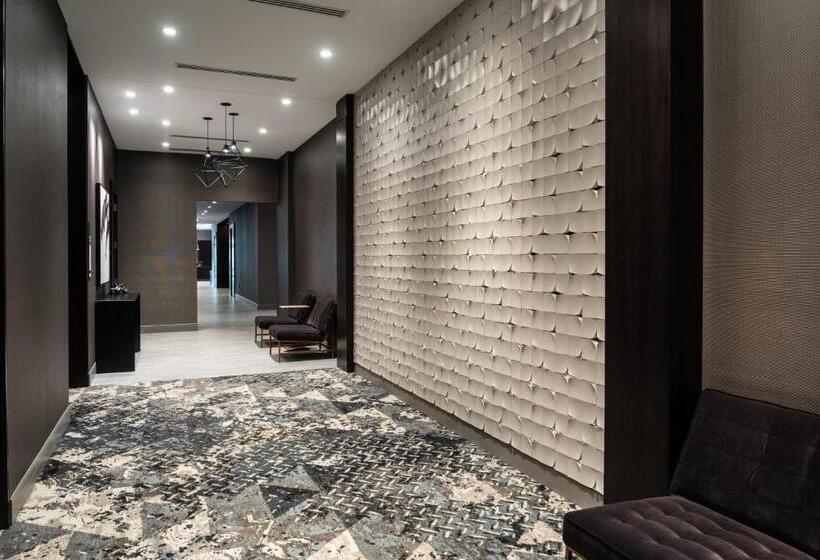 هتل Holiday Inn Boston Logan Airport Chelsea, An Ihg