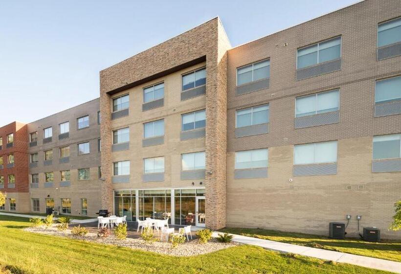 فندق Holiday Inn Express & Suites Kalamazoo West, An Ihg