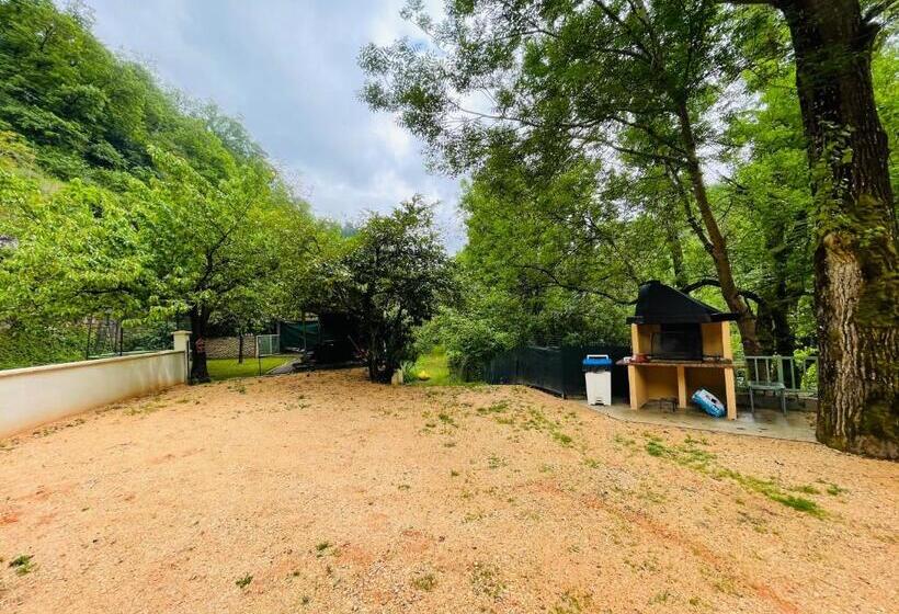 فندق Hôtel Le Moulin D'olt