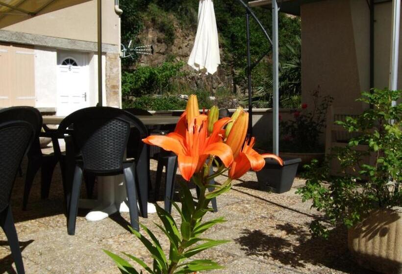 فندق Hôtel Le Moulin D'olt