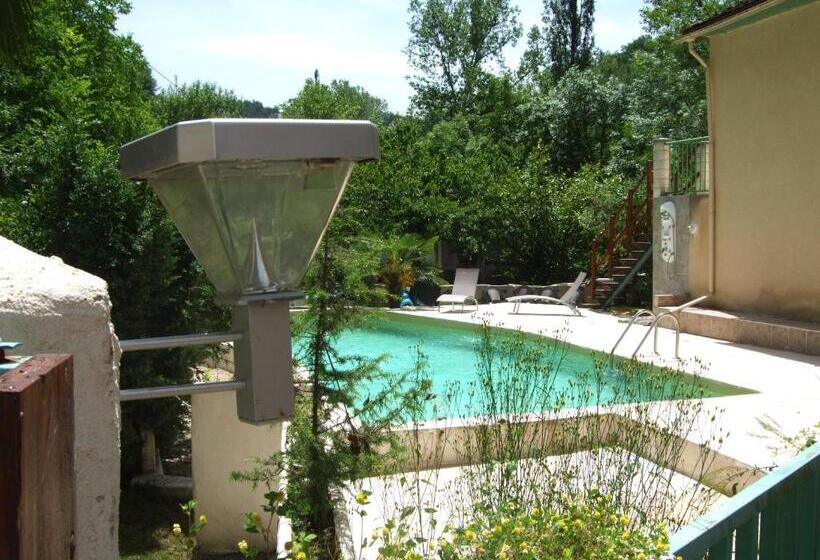 فندق Hôtel Le Moulin D'olt