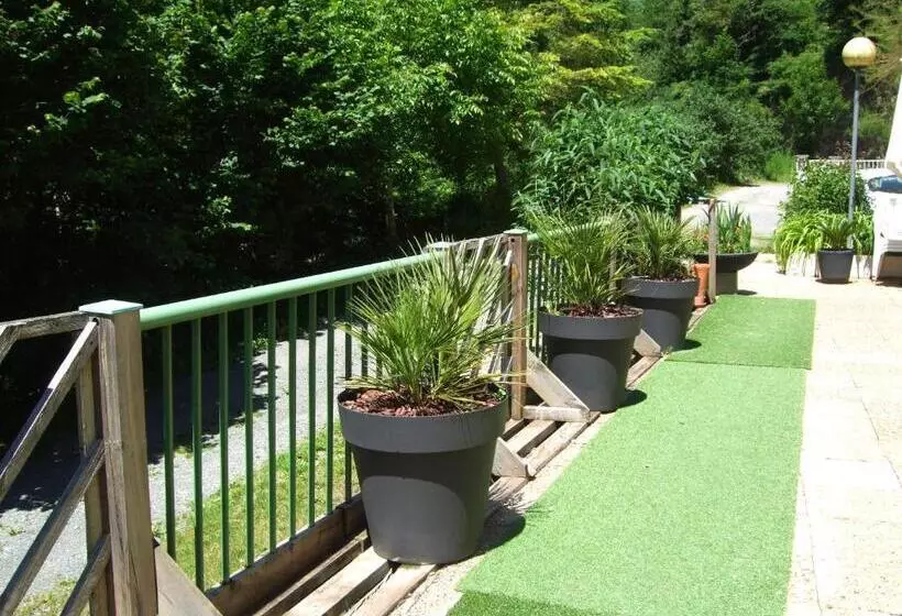 ホテル Hôtel Le Moulin D'olt