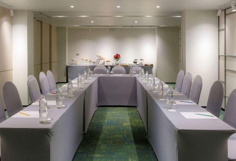 هتل Ibis Styles Bangkok Sukhumvit Phra Khanong