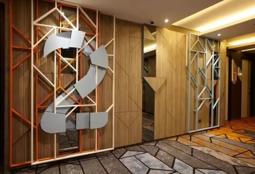 هتل Ibis Styles Medan Pattimura