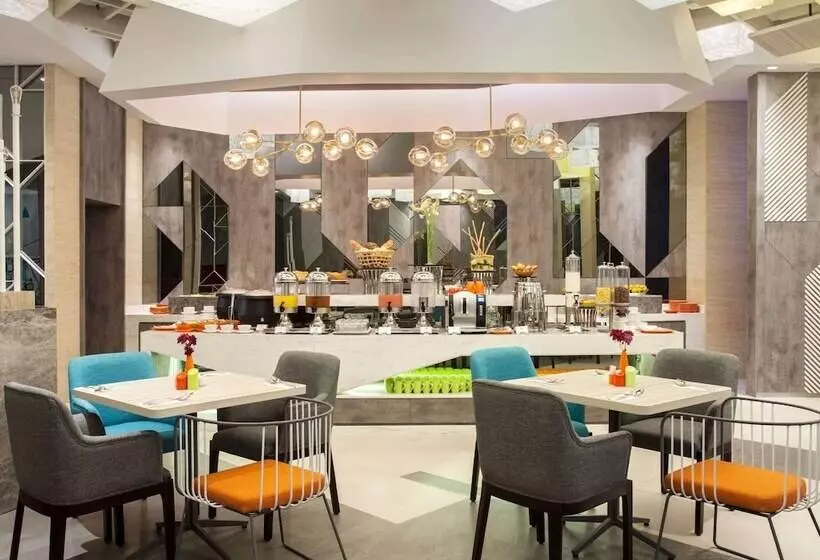 هتل Ibis Styles Medan Pattimura