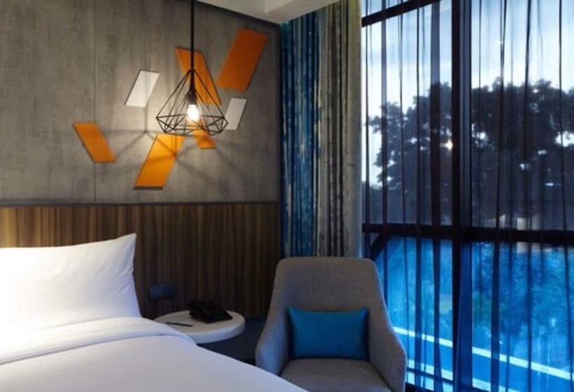 בית מלון כפרי Ibis Styles Medan Pattimura