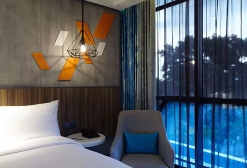 هتل Ibis Styles Medan Pattimura