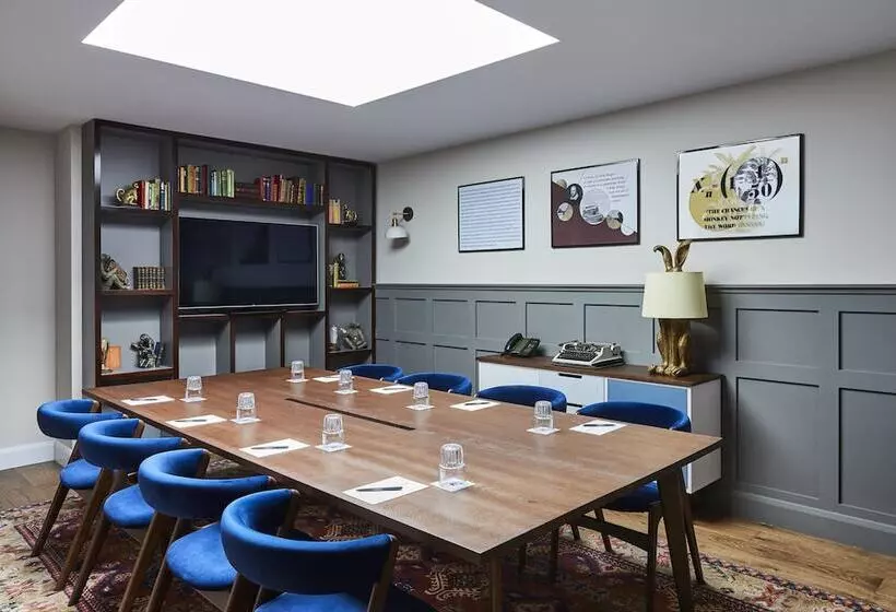 Hotelli Indigo Stratford Upon Avon By Ihg