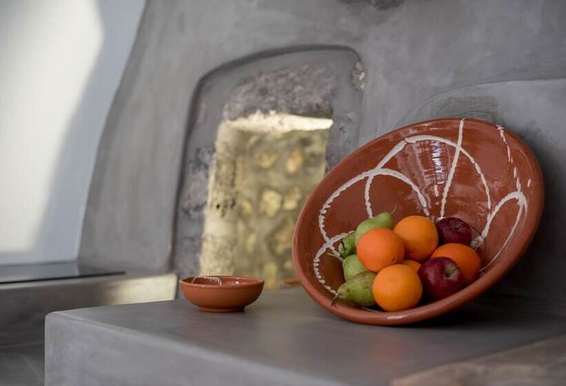 Hotel Lotus Cave Villa