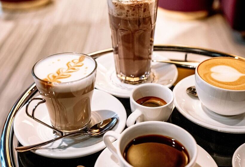 هتل Mercure Almaty City Center