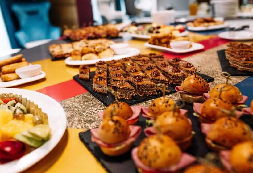 هتل Mercure Almaty City Center