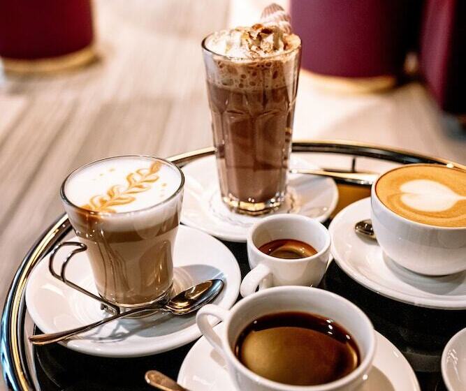 هتل Mercure Almaty City Center