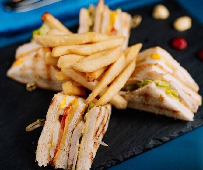 هتل Mercure Almaty City Center