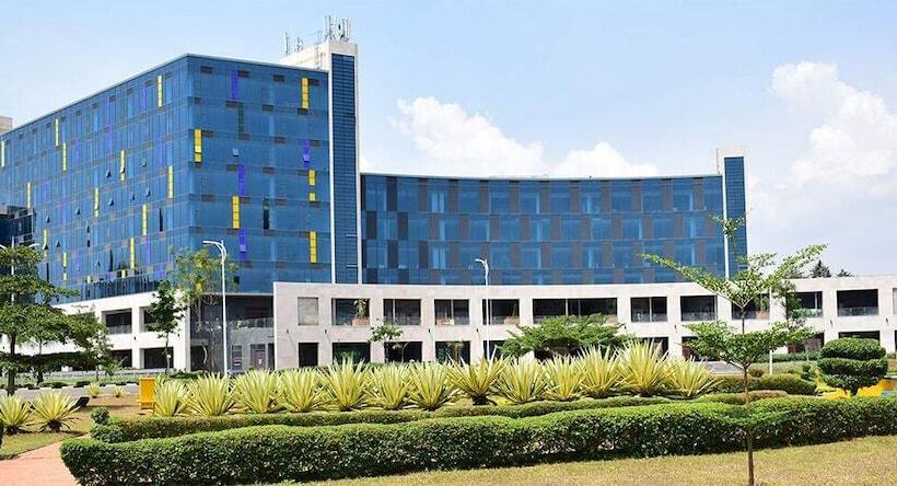 هتل Park Inn by Radisson Kigali