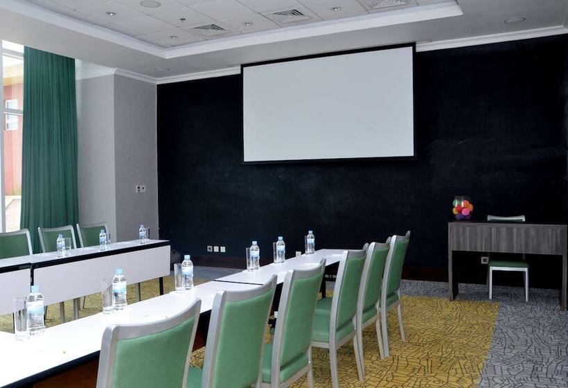 هتل Park Inn by Radisson Kigali