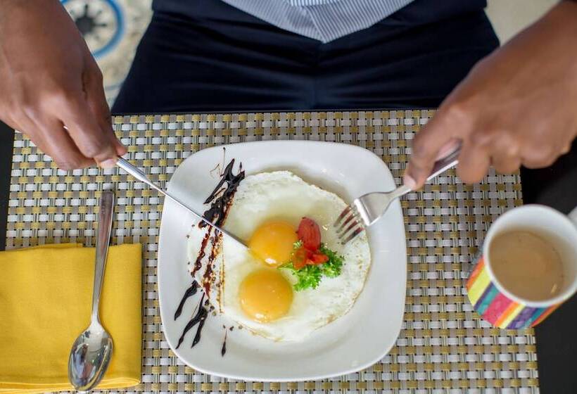 هتل Park Inn by Radisson Kigali