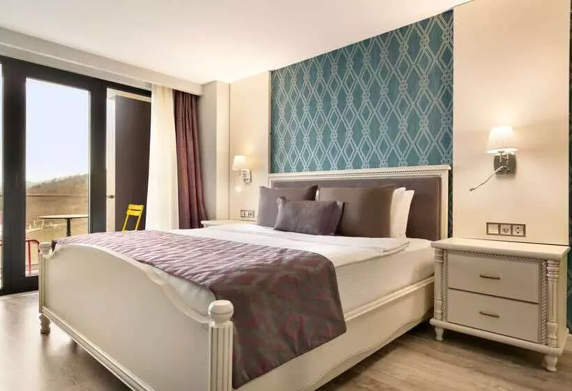 هتل Ramada By Wyndham Giresun Piraziz