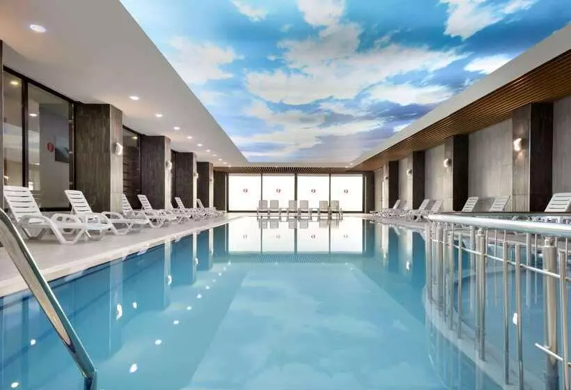 هتل Ramada By Wyndham Giresun Piraziz