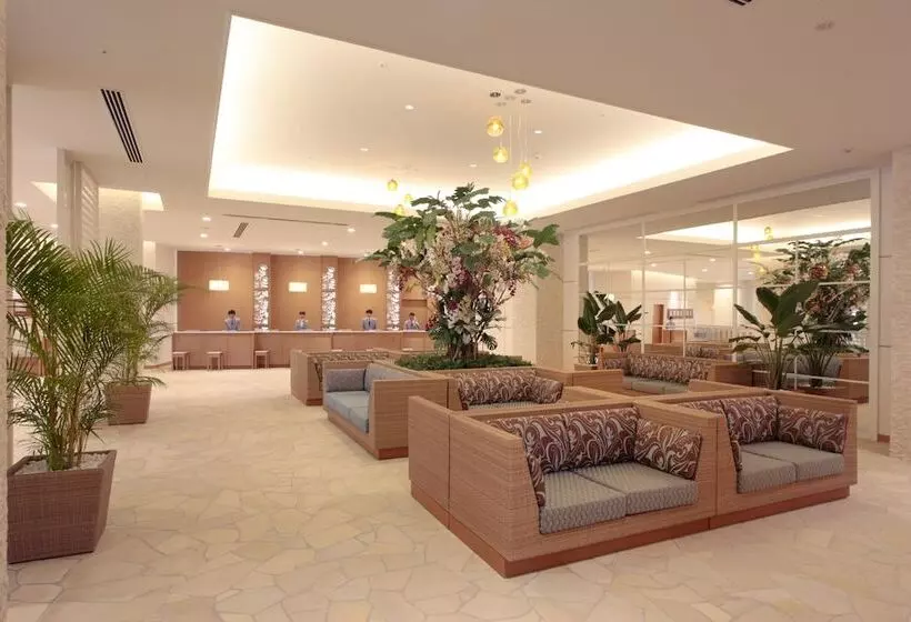 Hotelli Spa Resort Hawaiians Monolith Tower