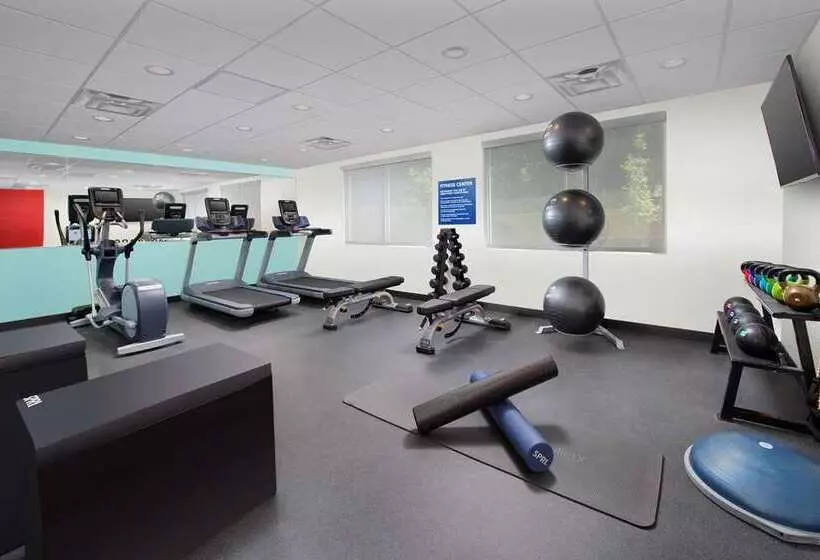 هتل Tru By Hilton Tallahassee Central