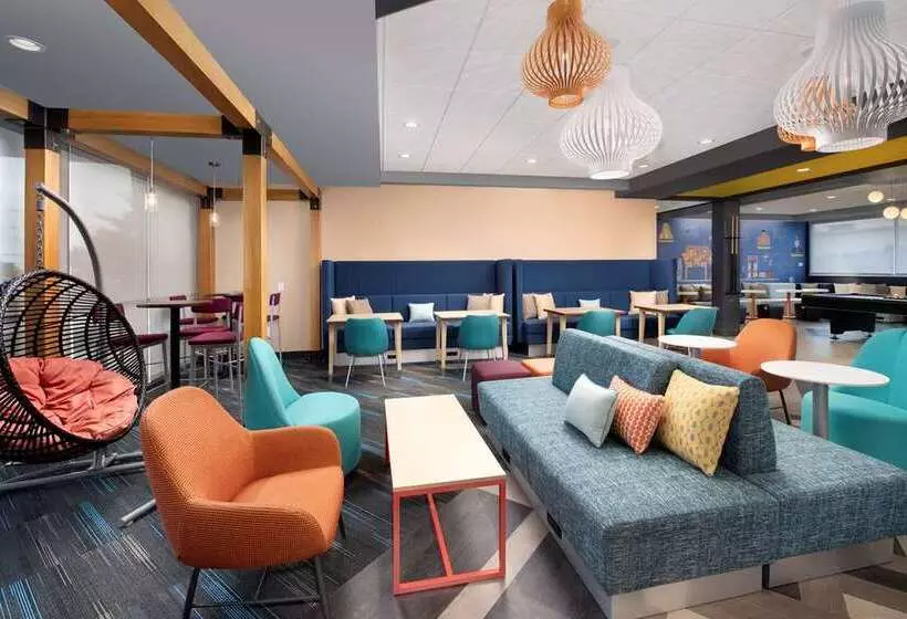 هتل Tru By Hilton Tallahassee Central