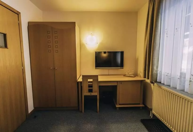 هتل Vila Triglav