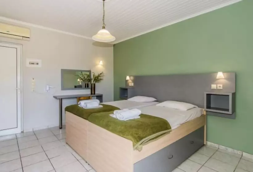 Zante Plaza Hotel & Apartments