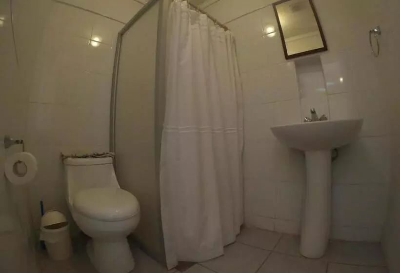 Retkeilymaja Hostal Michel