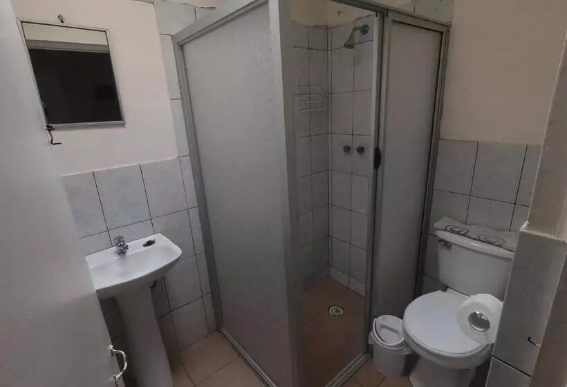 Retkeilymaja Hostal Michel