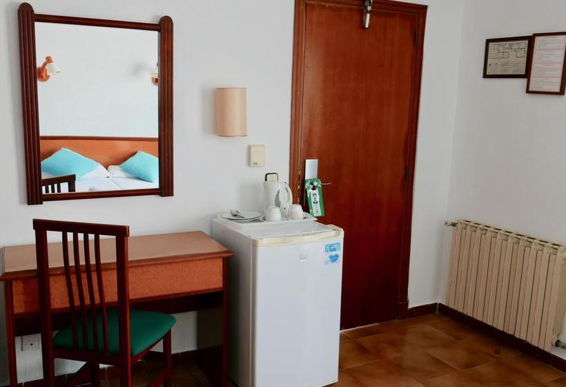 Hostal De La Caravel.la